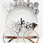Bride To Be Yazılı Taç ve Bride To Be Yazılı Gözlük Seti Gümüş Renk