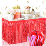 Kendinden Yapışkanlı Kırmızı Metalize Püsküllü Masa Eteği