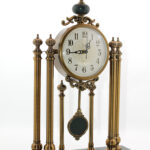 Masaüstü Sarkaçlı Saat