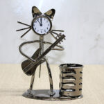 Metal Gitar Çalan Müzisyen Kedi Saat Ve Kalemlik