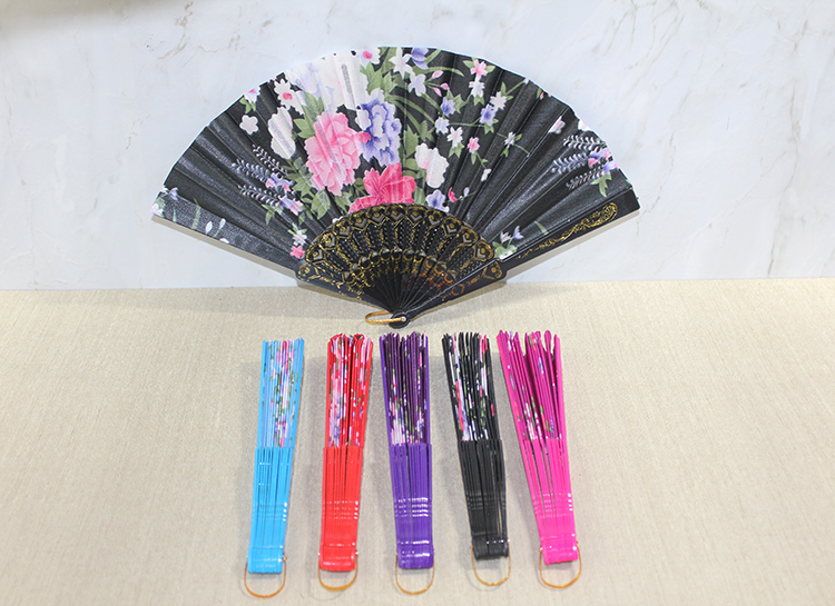 Plastik Yelpaze Model 2